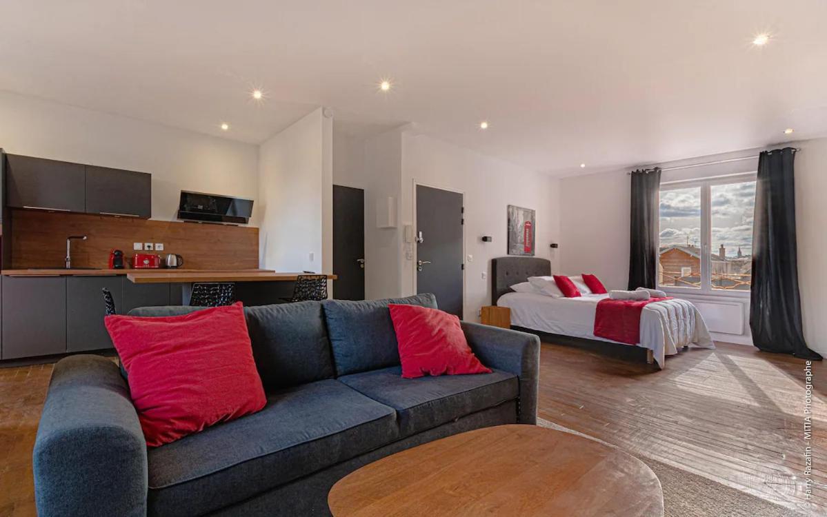 Les Suites Locarno Limoges Eksteriør bilde